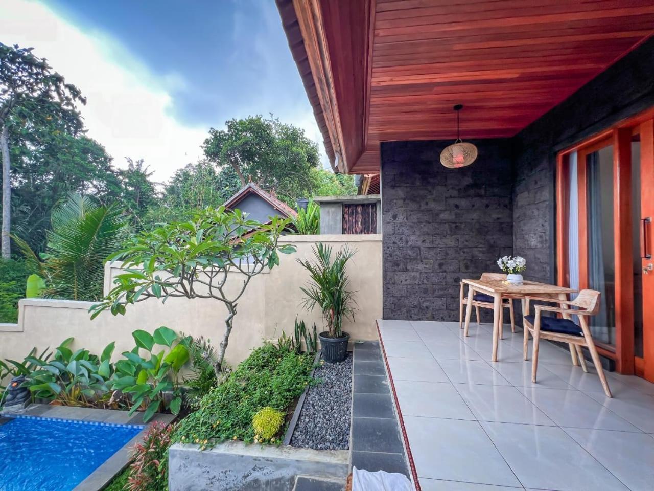 Aris House Private Pool Villa Ουμπούντ Εξωτερικό φωτογραφία